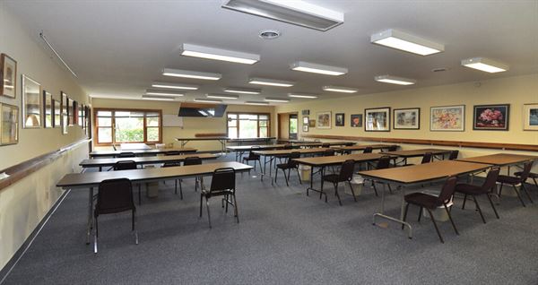 Dillman's Bay Resorts & Workshops