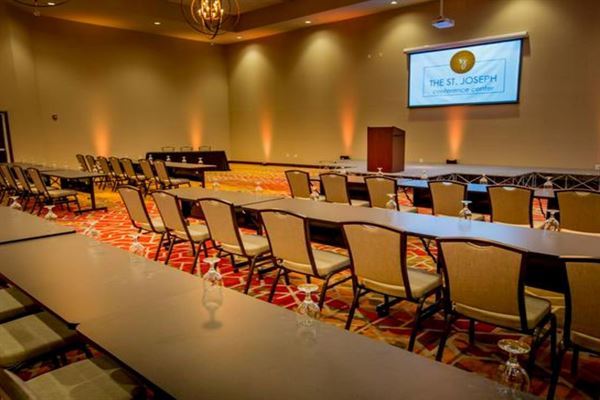 Holiday Inn Mishawaka - Conference Center