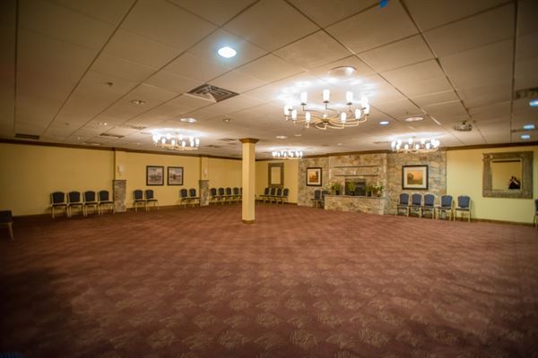 Exton Hotel & Conference Center