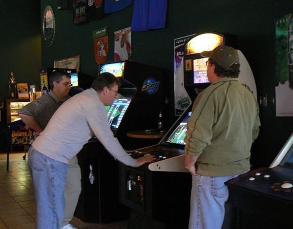 Greenies Sports Grill & Bar