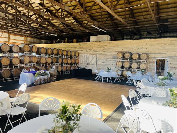 14 Acres Vineyard and Winery