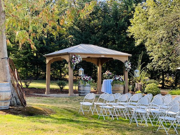 14 Acres Vineyard and Winery