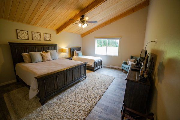 Glacier Bay Country Inn