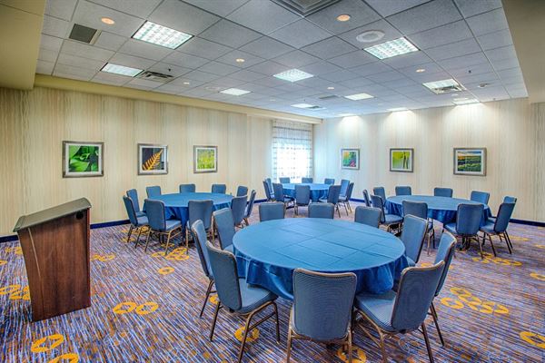 Courtyard by Marriott Moorhead