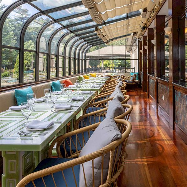 Chateau Merrimack Resort & Spa