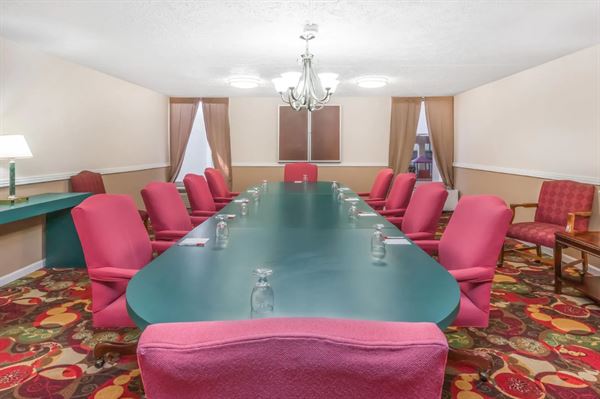 Ramada Grayling Hotel and Conference Center