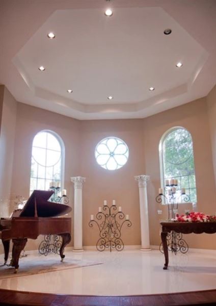 Green Oaks Wedding Chapel