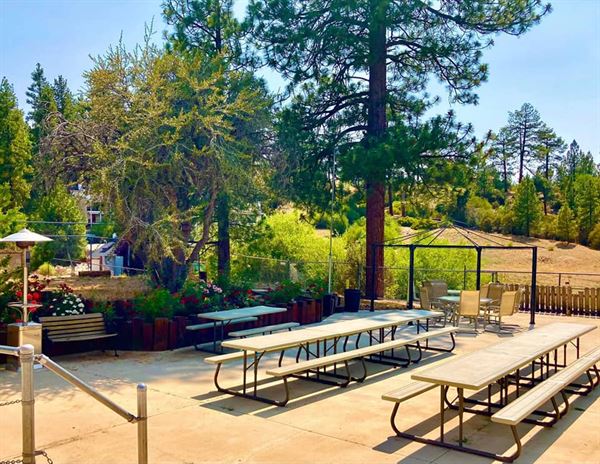 Cookshak at the Elks Lodge