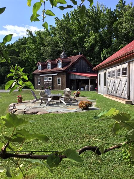 Hidden Pond Farm - Pine Tavern Distillery