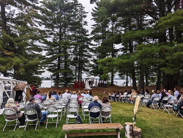 Coadys' Point of View Lake Resort