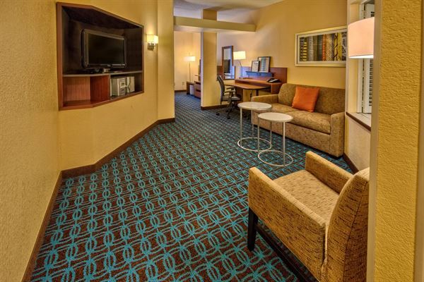 Fairfield Inn & Suites Russellville