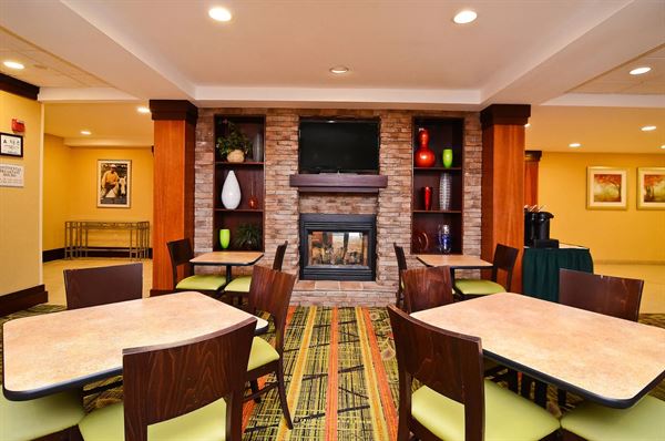 Fairfield Inn & Suites Cherokee