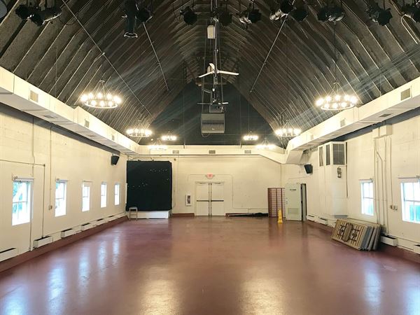 Weddings in the Grove at Richard Bland College