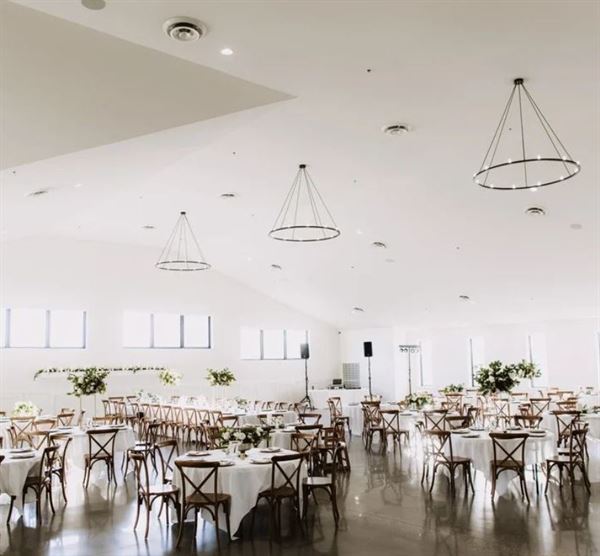 Woodhaven Weddings   Events at Gopher Hills