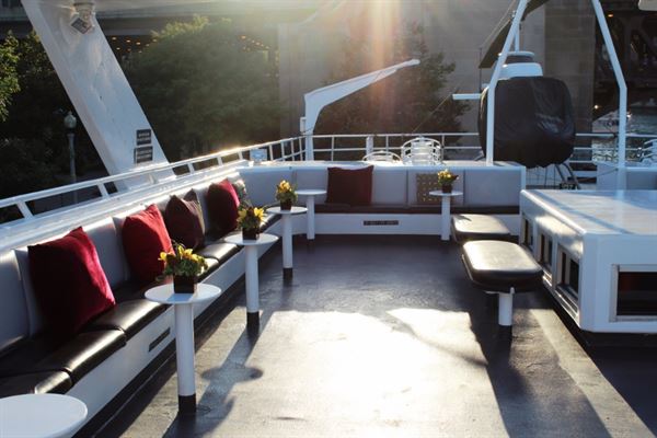 Anita Dee Yacht Charters