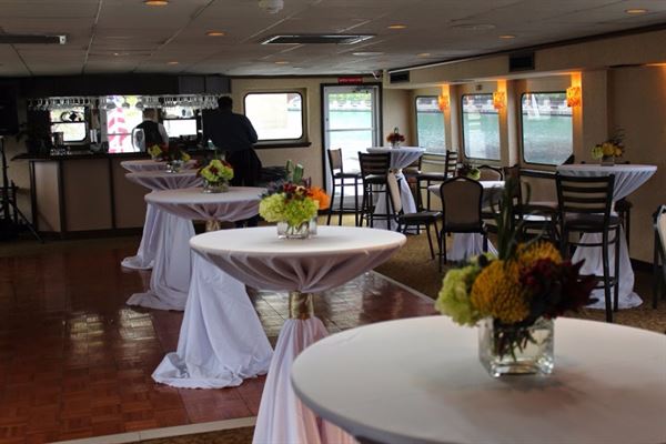 Anita Dee Yacht Charters