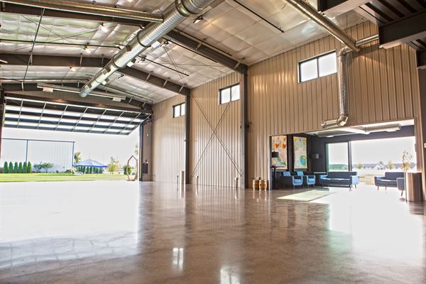 45th Parallel Distillery