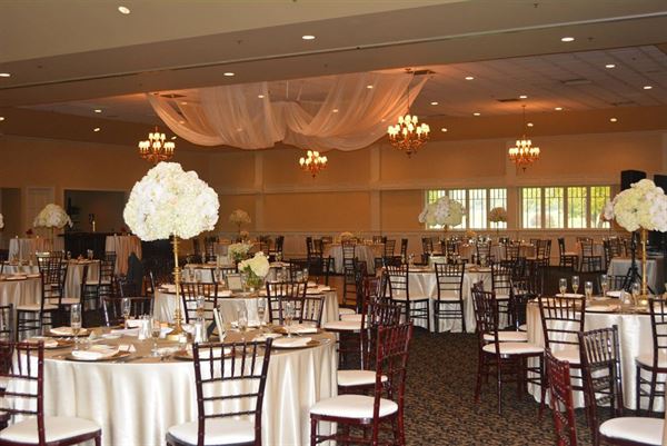 Twin Lakes Golf Club