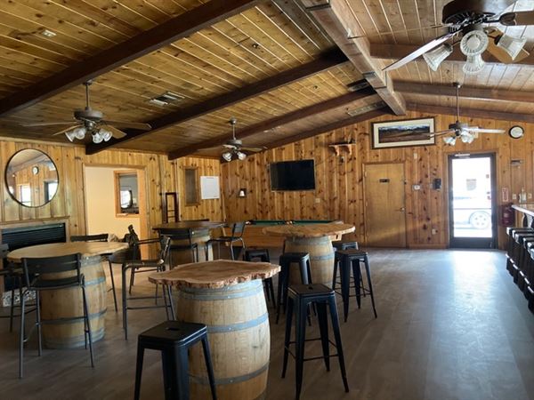 Lakeshore Inn Resort