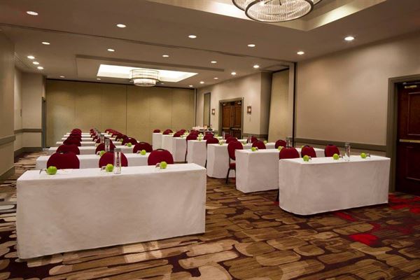 DoubleTree by Hilton Hotel Largo/Washington DC