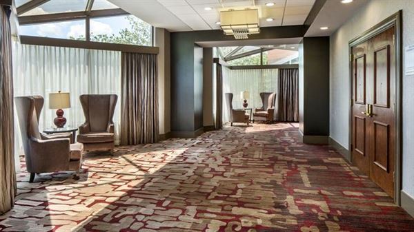 DoubleTree by Hilton Hotel Largo/Washington DC