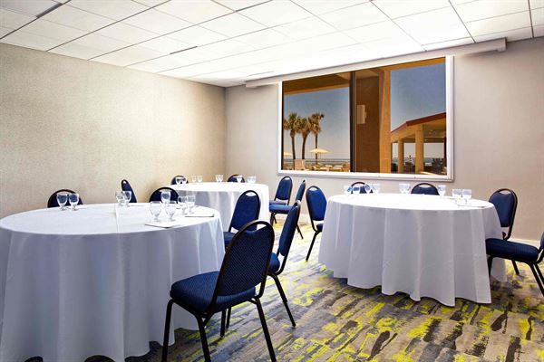 Holiday Inn Hotel & Suites Daytona Beach on the Ocean