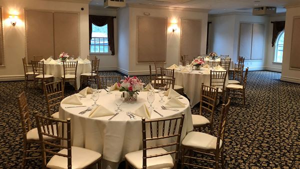 Sanzari's New Bridge Inn