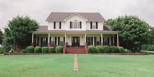 Garland Springs Manor