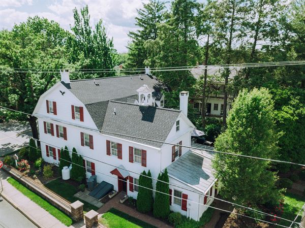 1777 Americana Inn B&B & Black Forest Brewery