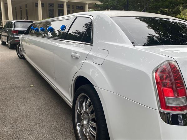 Black Car Limo Hourly Executive Transportation
