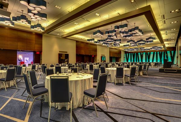 DoubleTree by Hilton Montreal