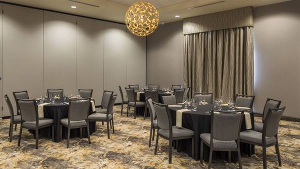 Hilton Garden Inn Pittsburgh Airport