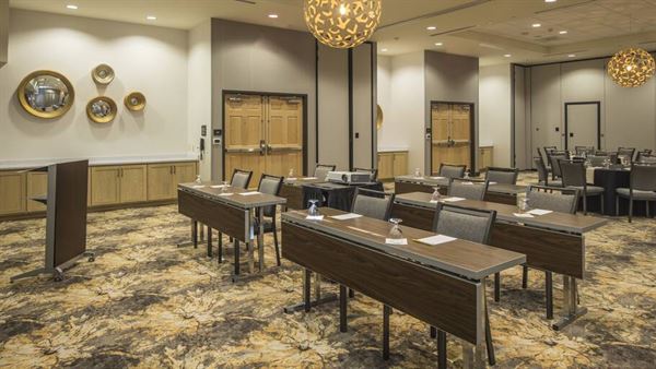 Hilton Garden Inn Pittsburgh Airport