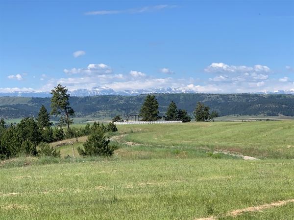 Hensley Creek Hangar