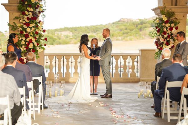 Seal It With A Kiss Ceremonies