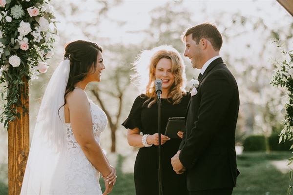 Seal It With A Kiss Ceremonies