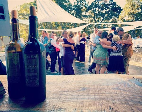 Chateau Davell Winery