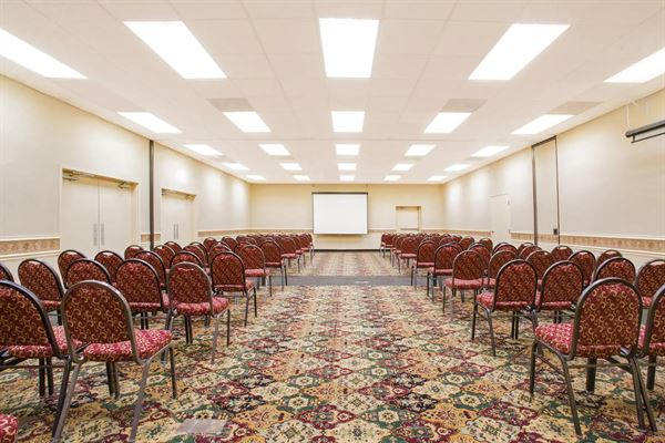 Ramada Hotel & Conference Center