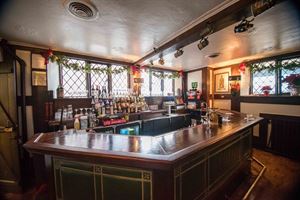 Stube/Hermit Club Patio