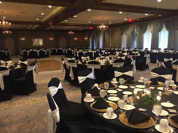 Seven Oaks Country Club