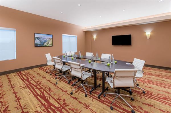 Hotel 11, MOD A Sonesta Collection