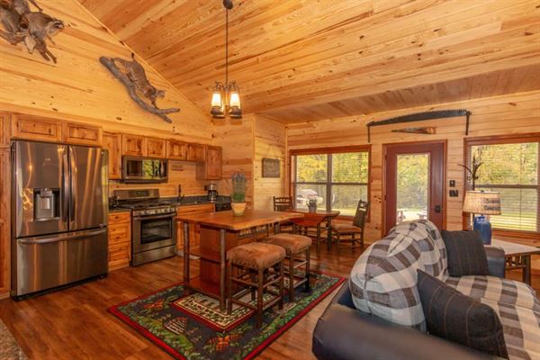 Harpole's Heartland Lodge