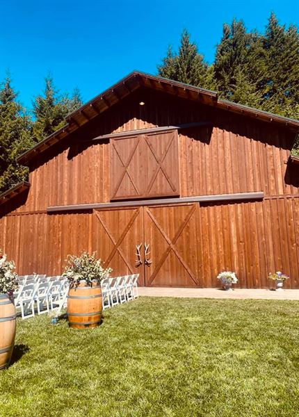 Burkett's Barn on Hemenway