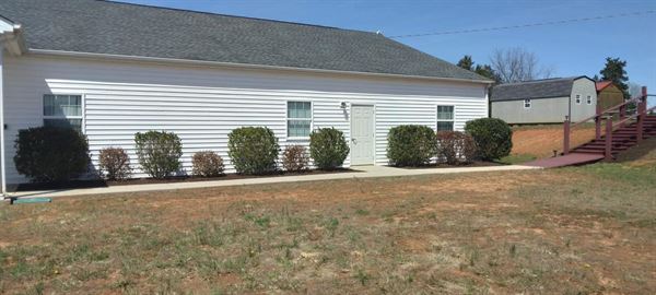 Living Water Baptist Church