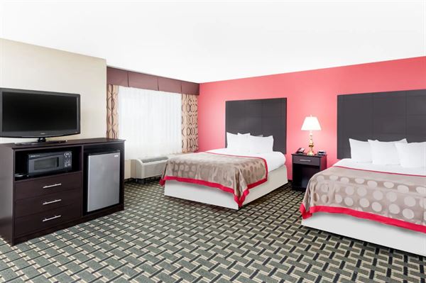 Ramada by Wyndham Vandalia