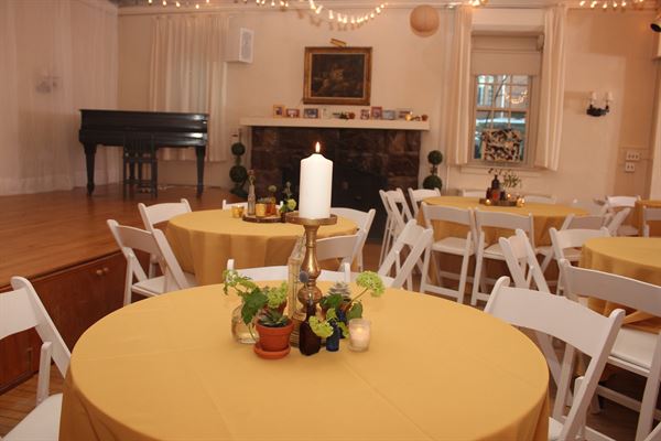 Englewood Carriage House