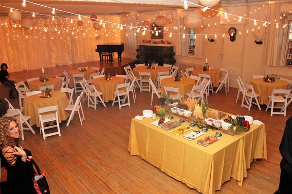 Englewood Carriage House