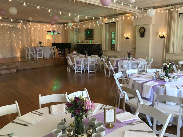 Englewood Carriage House