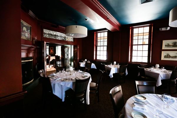 Rocco's The Brick Hotel