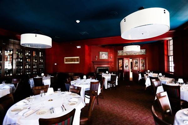 Rocco's The Brick Hotel